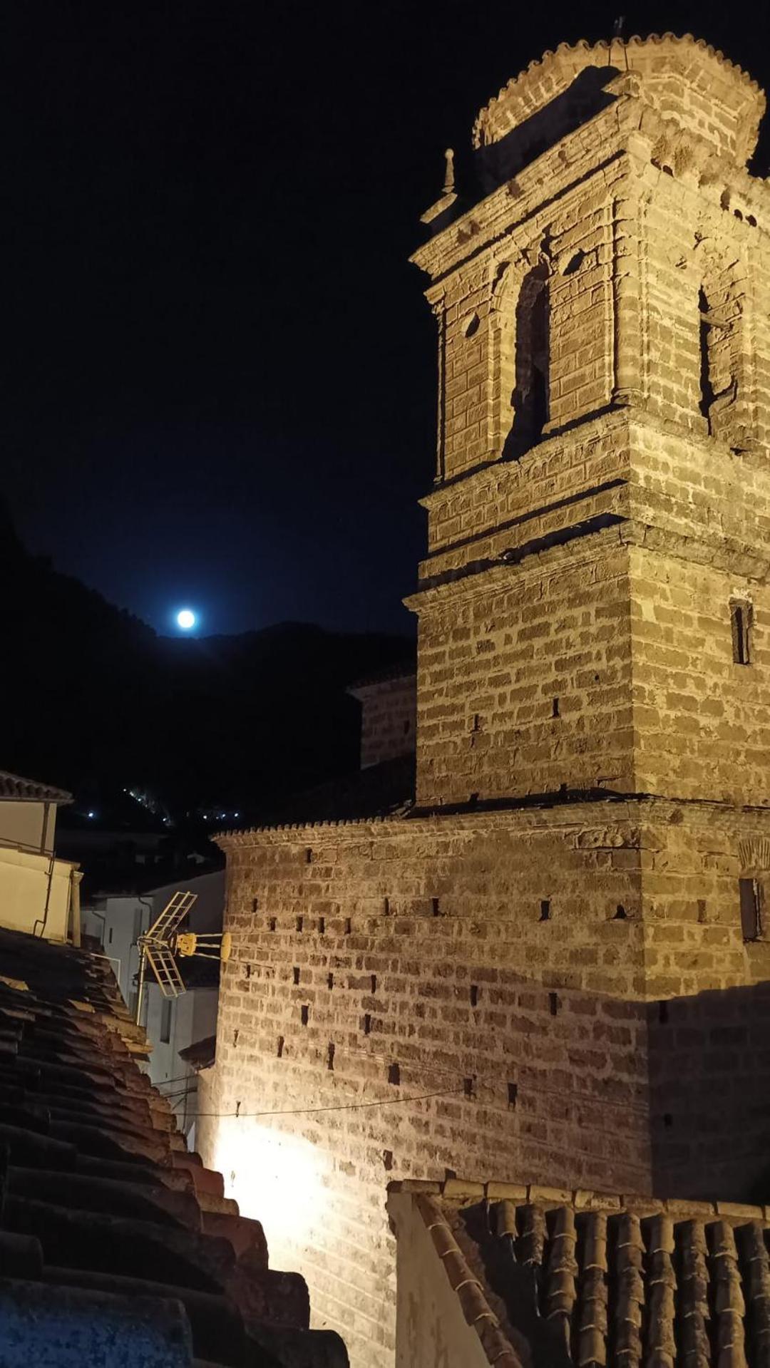 Alojamiento El Campanario 卡索拉 外观 照片
